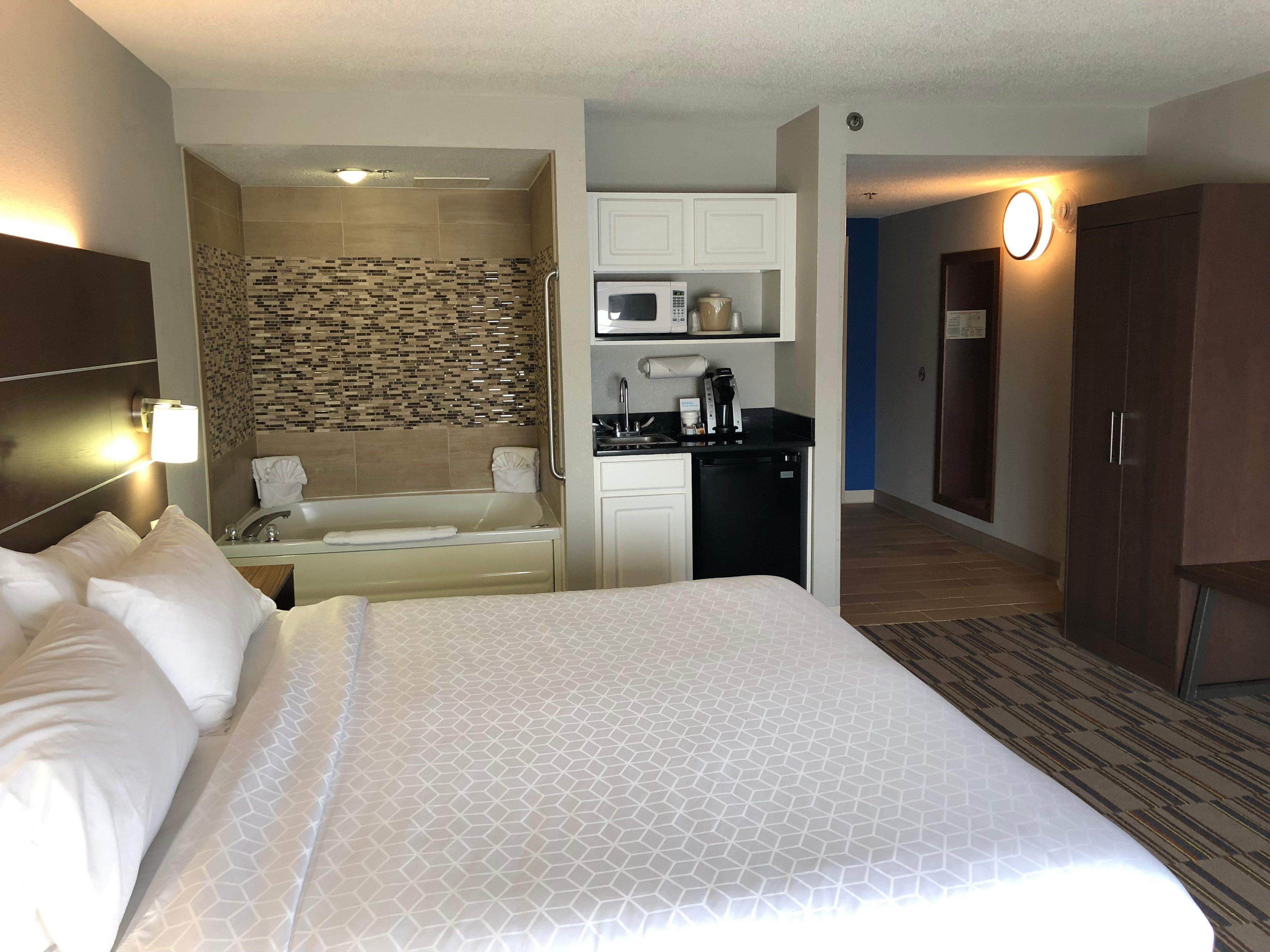 Holiday Inn Express And Suites Quakertown - Allentown Area By Ihg Exterior foto