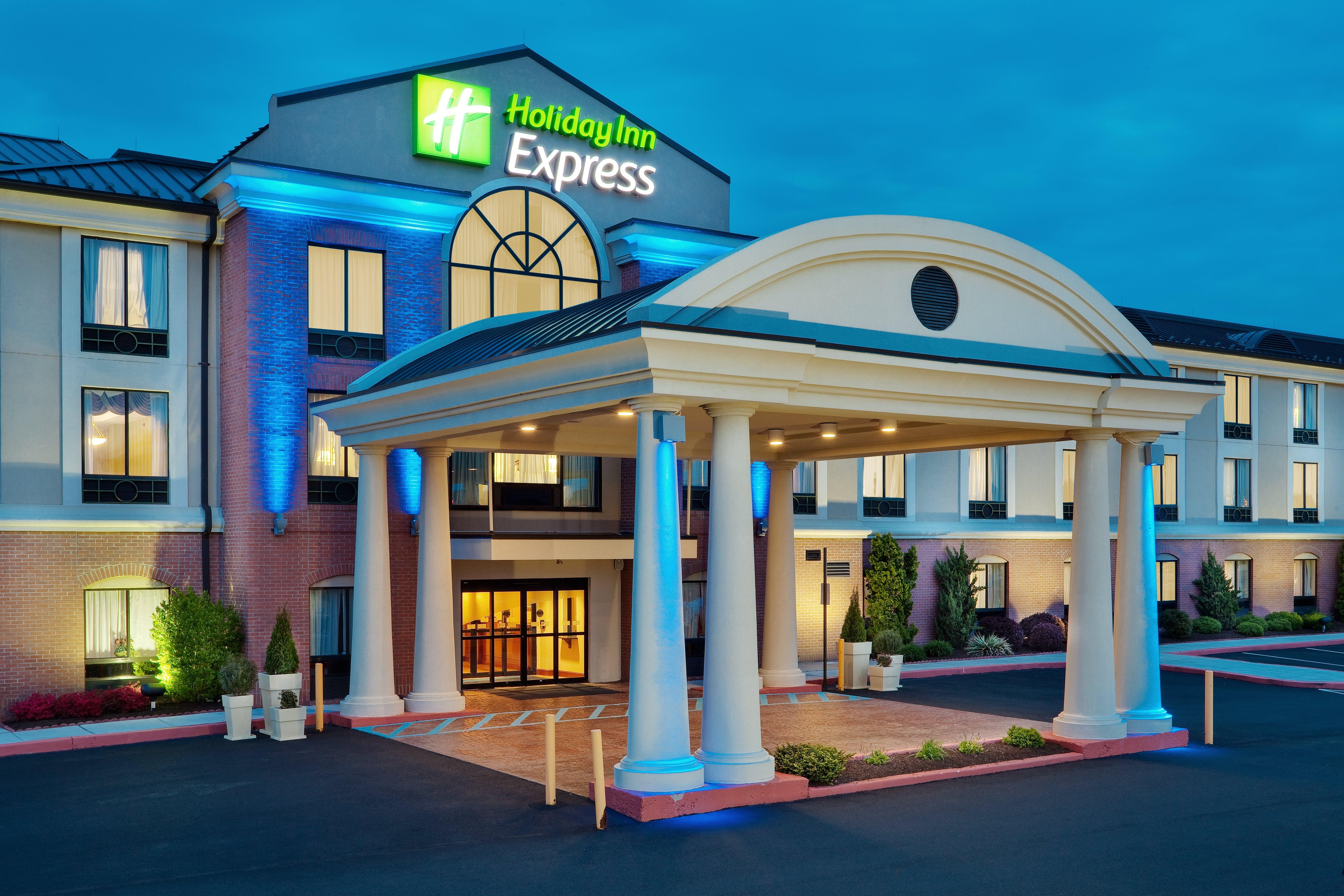 Holiday Inn Express And Suites Quakertown - Allentown Area By Ihg Exterior foto